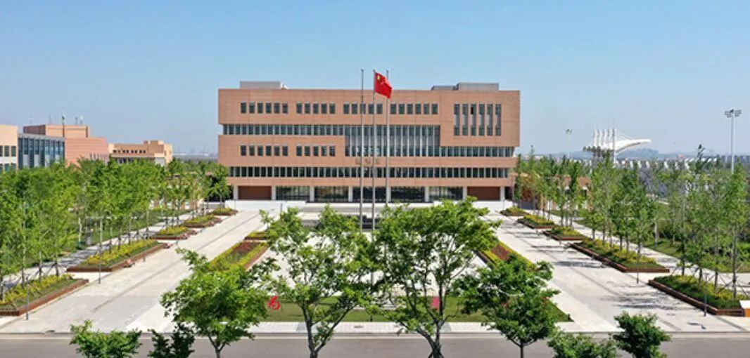 青岛专科学校(山东青岛卫校录取分数线)-图1