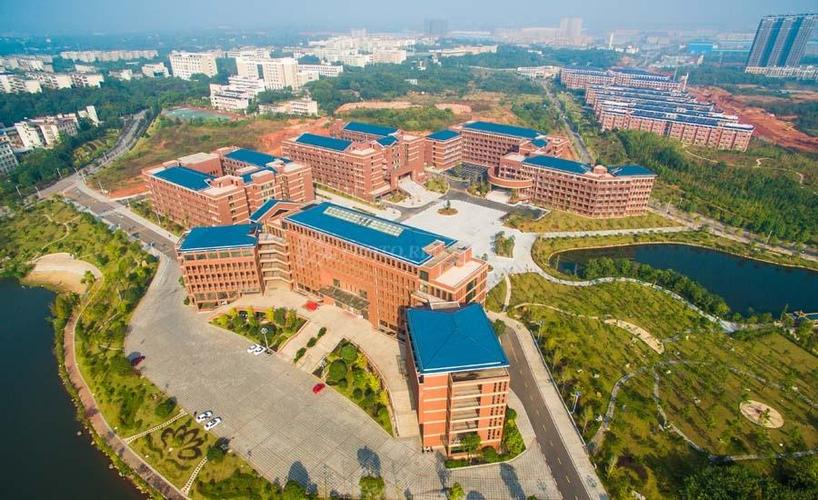 湖南科技大学潇湘学院(潇湘学院算好二本吗)-图1